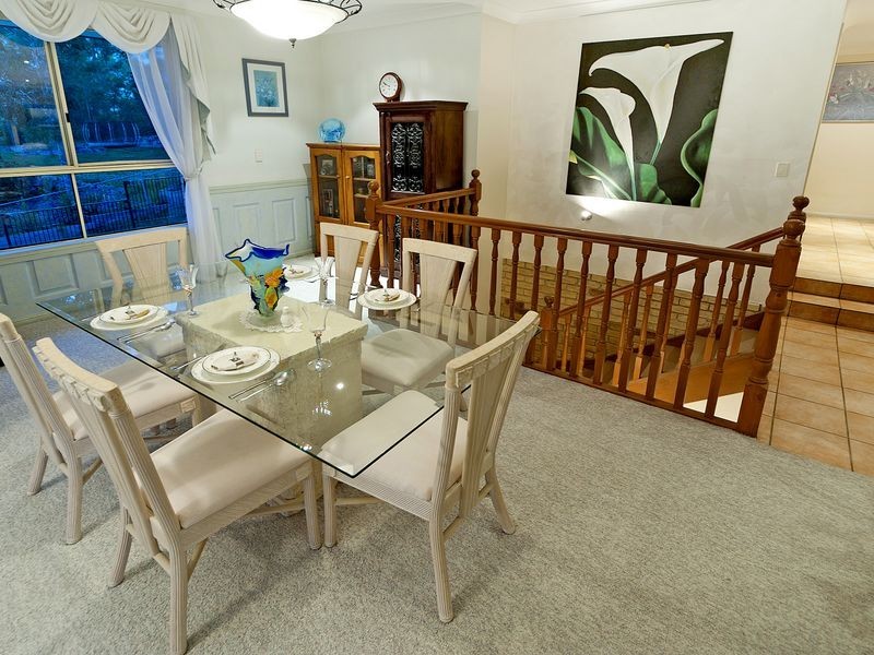 16 Derwent Avenue, Helensvale QLD 4212