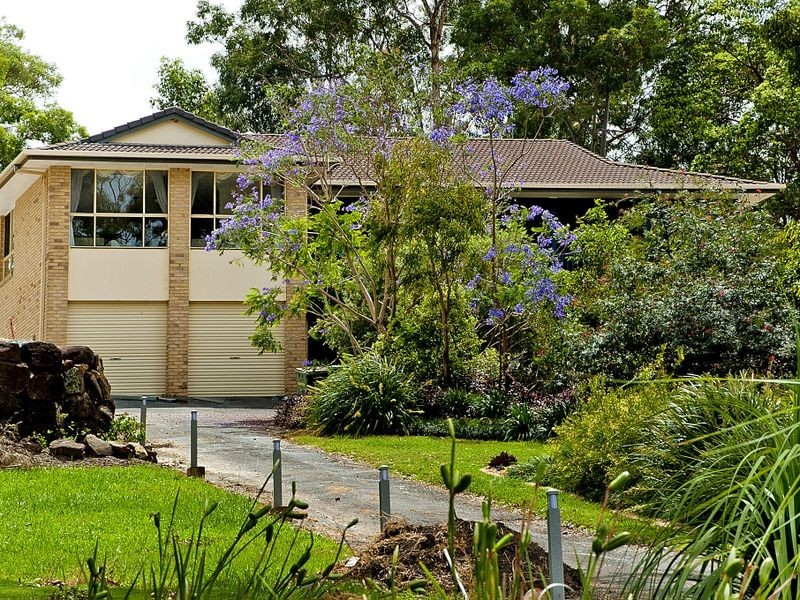 16 Derwent Avenue, Helensvale QLD 4212