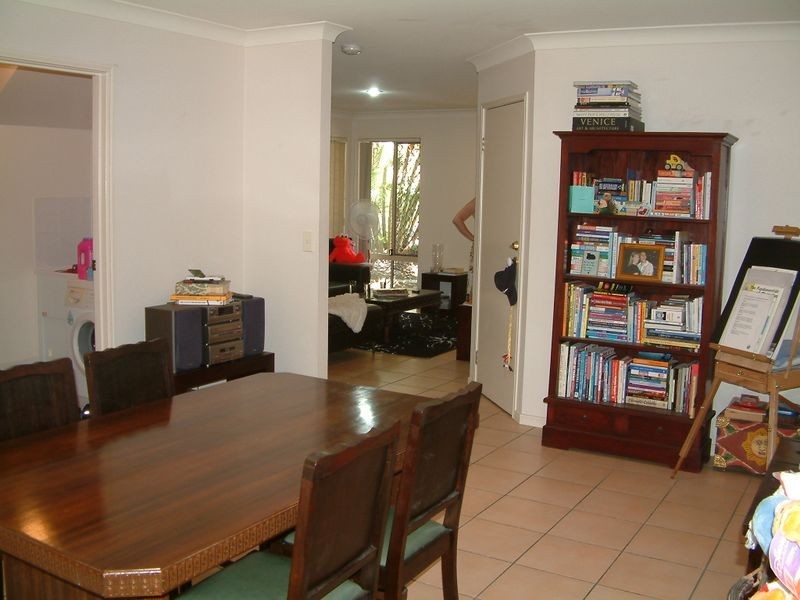 11/19 Harrow Place, Arundel QLD 4214