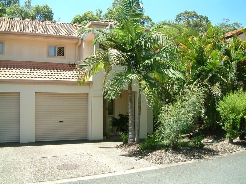 11/19 Harrow Place, Arundel QLD 4214