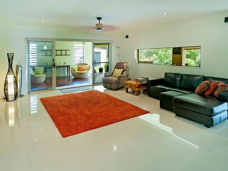 1 Summer Hill Crescent, Maudsland QLD 4210