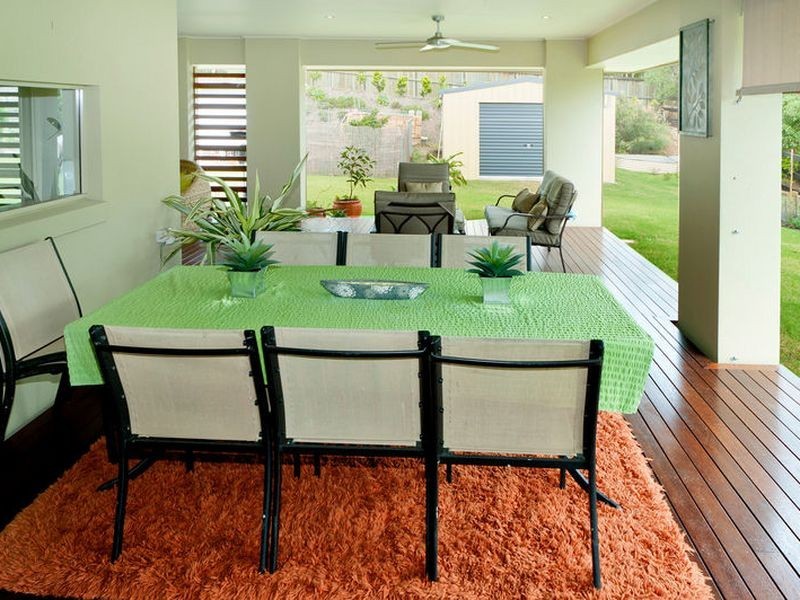 1 Summer Hill Crescent, Maudsland QLD 4210