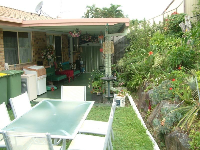 2/78 Village Way, Oxenford QLD 4210