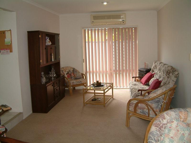 15 Pentland Court, Helensvale QLD 4212