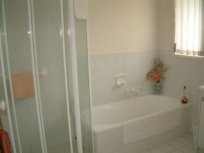 15 Pentland Court, Helensvale QLD 4212