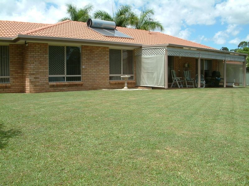 15 Pentland Court, Helensvale QLD 4212