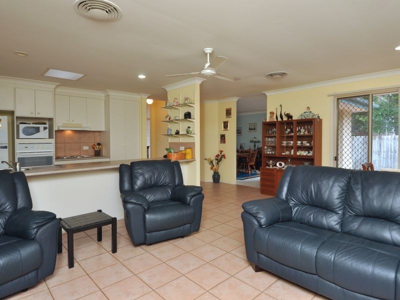 35 Mungala Street, Hope Island QLD 4212
