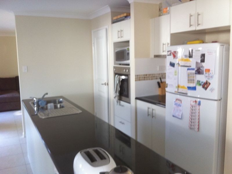 10 Orara, Pacific Pines QLD 4211