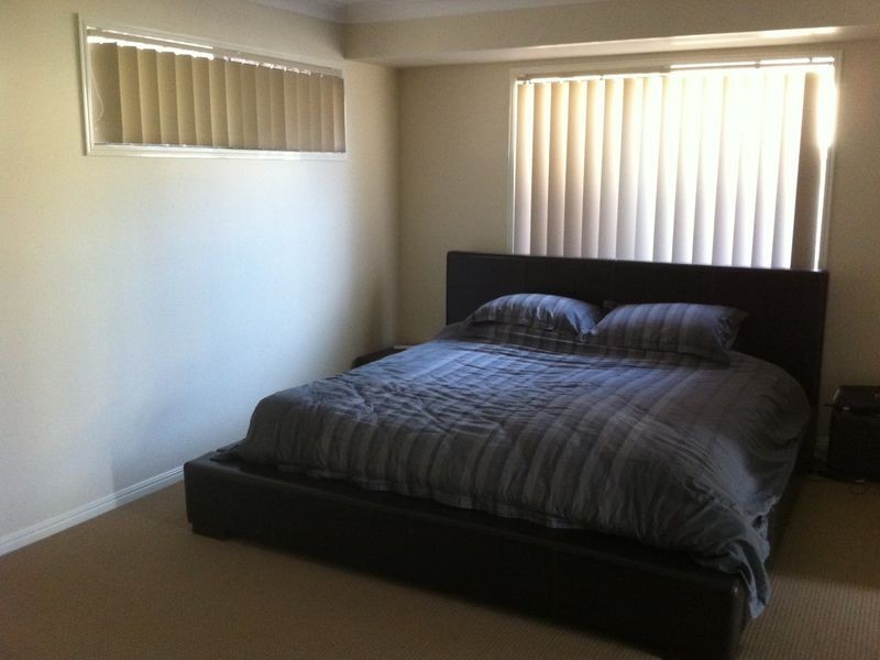 10 Orara, Pacific Pines QLD 4211