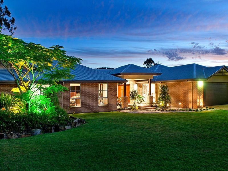 5 Pasture Place, Mount Nathan QLD 4211