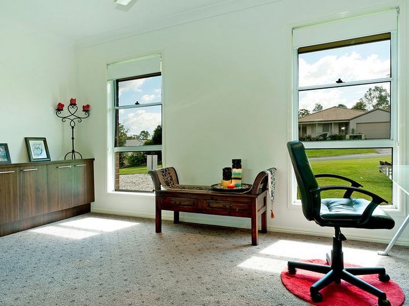 5 Pasture Place, Mount Nathan QLD 4211