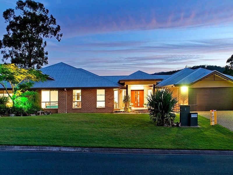 5 Pasture Place, Mount Nathan QLD 4211