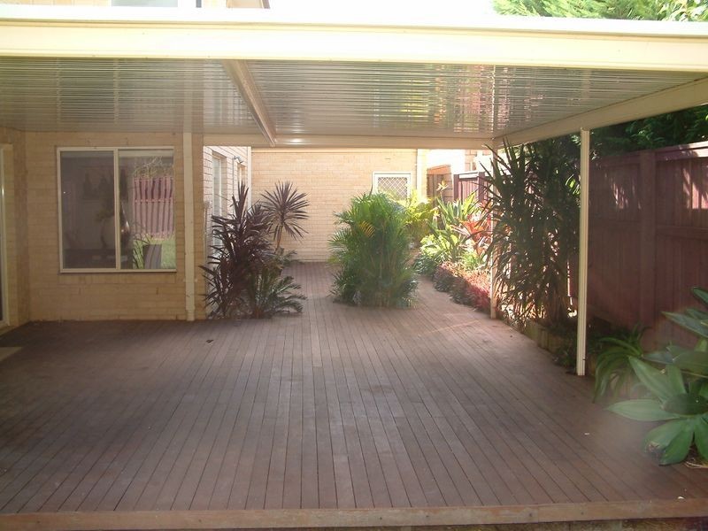 16 Elimbah Street, Pacific Pines QLD 4211