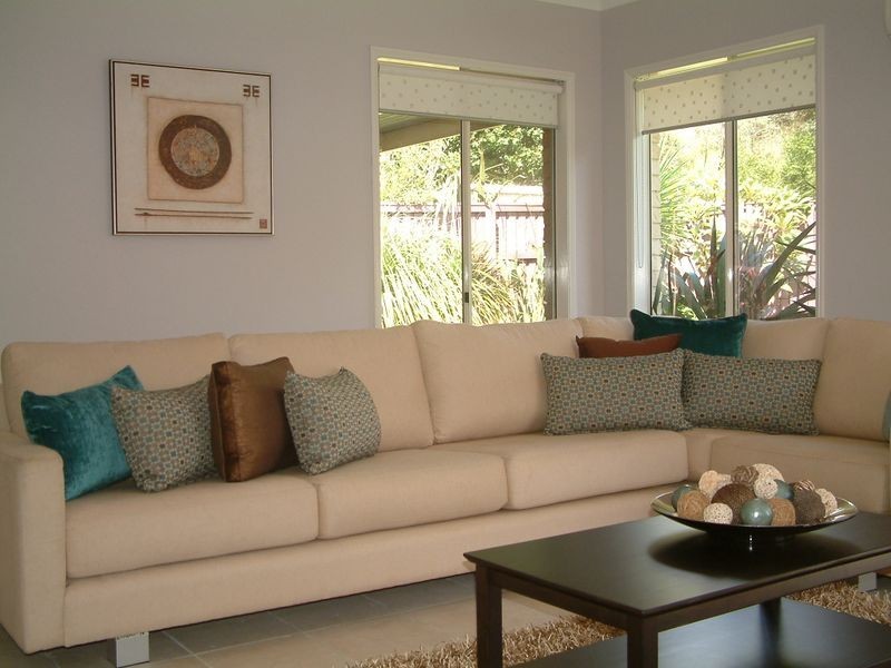 16 Elimbah Street, Pacific Pines QLD 4211