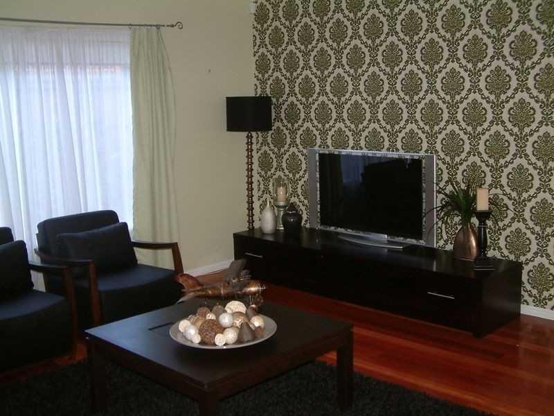 16 Elimbah Street, Pacific Pines QLD 4211