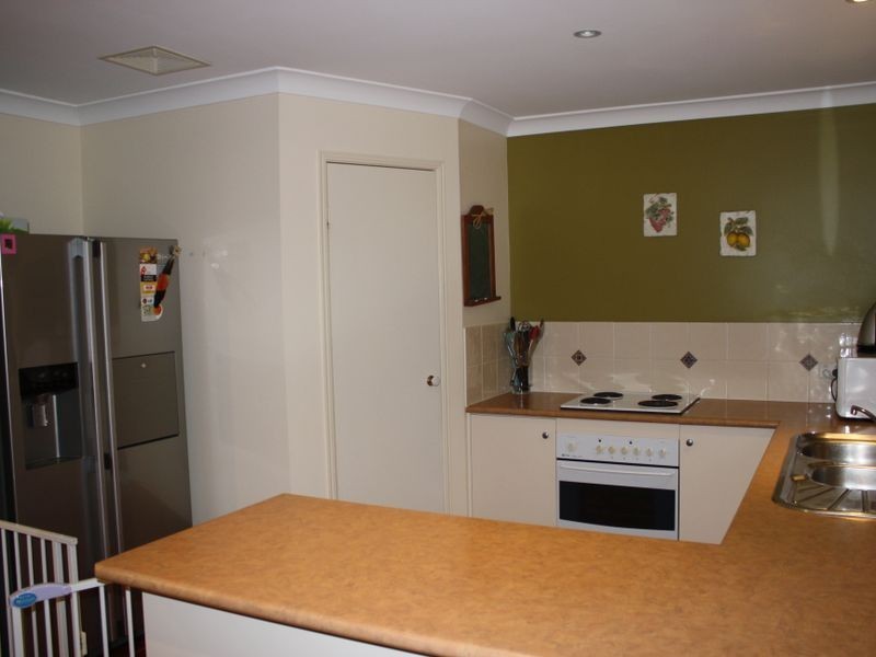 29 Crestridge Crescent, Oxenford QLD 4210