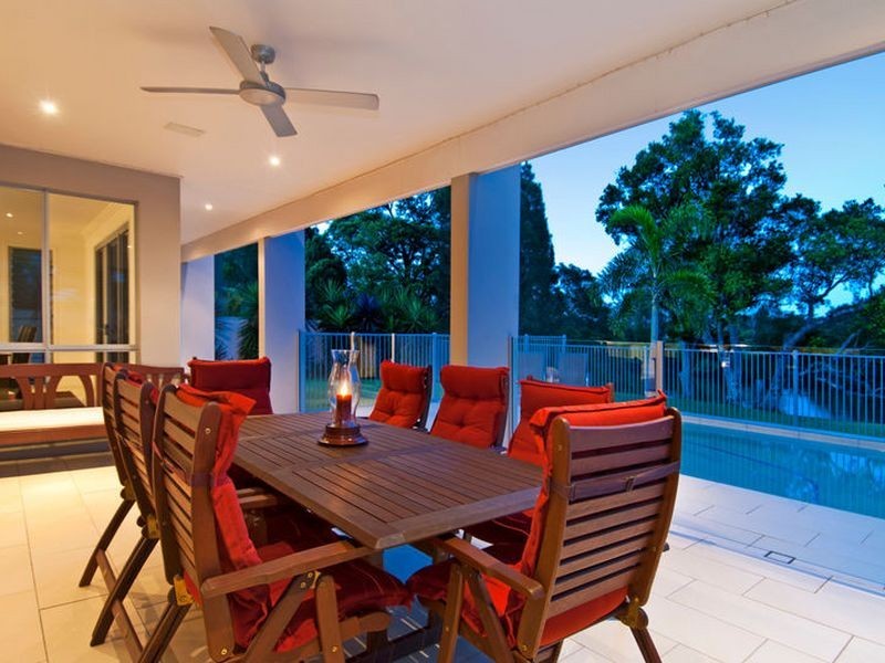 17 Parkview Place, Helensvale QLD 4212