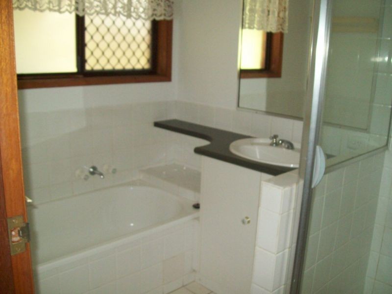 3/11 Lindfield Rd, Helensvale QLD 4212