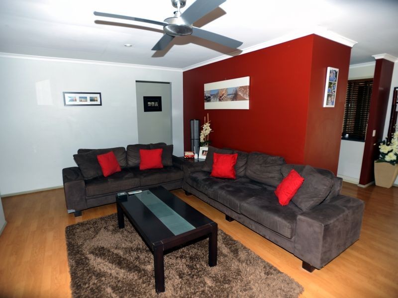 5 Western Way, Oxenford QLD 4210