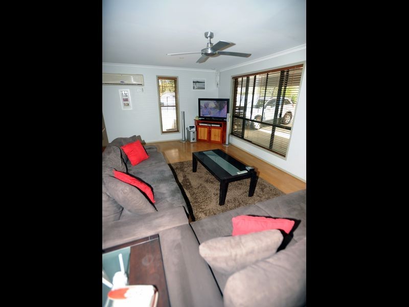 5 Western Way, Oxenford QLD 4210