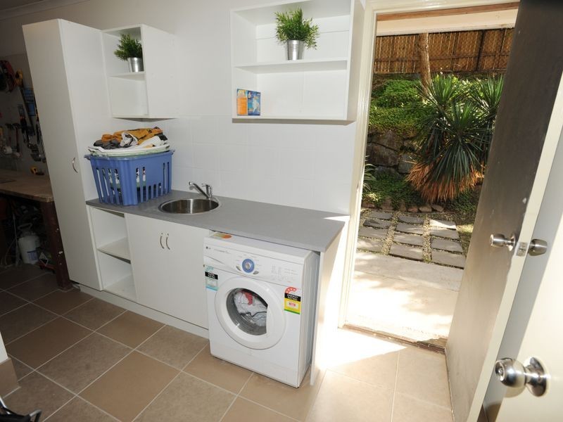 5 Western Way, Oxenford QLD 4210