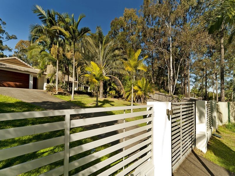 5 Dawson Court, Helensvale QLD 4212