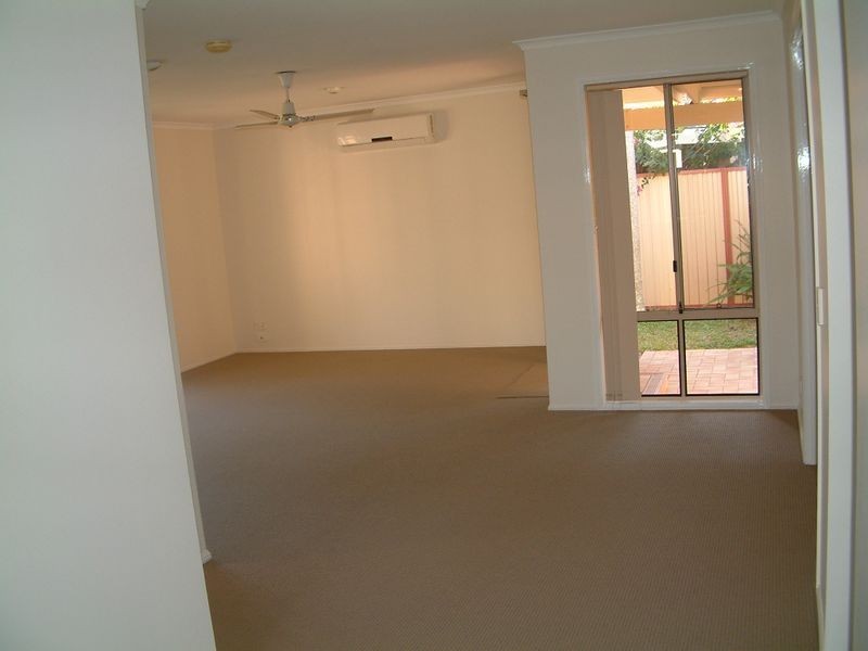 53 Mildura Drive, Helensvale QLD 4212