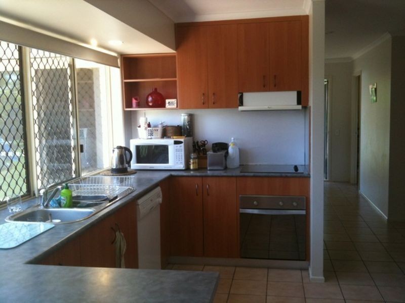 123 Mildura Drive, Helensvale QLD 4212