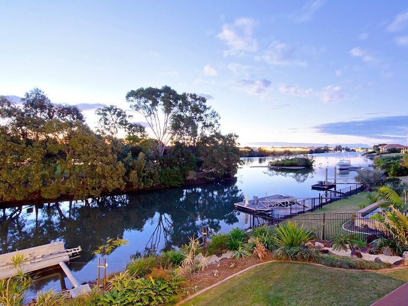 3141 Riverleigh Drive, Hope Island QLD 4212