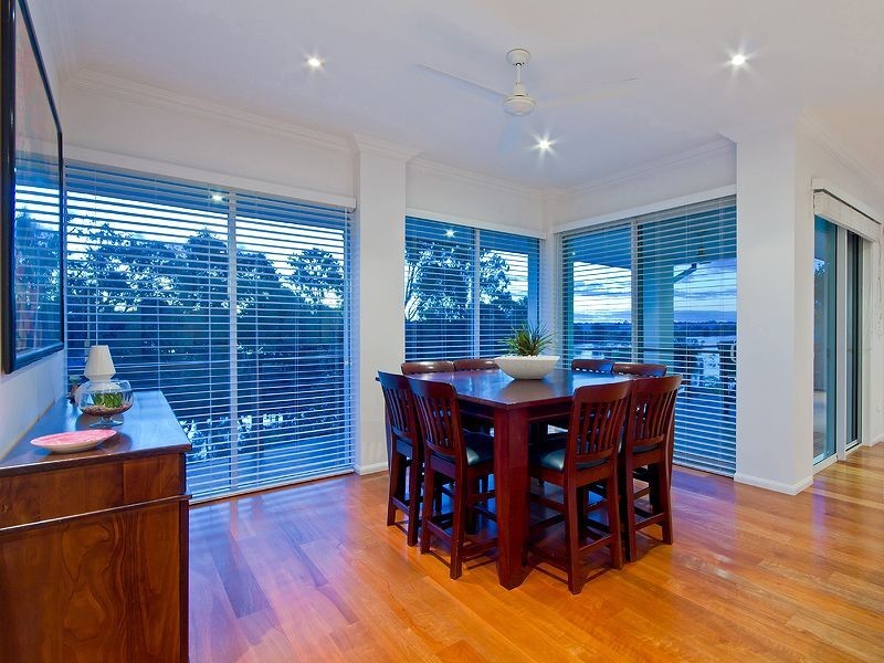 3141 Riverleigh Drive, Hope Island QLD 4212