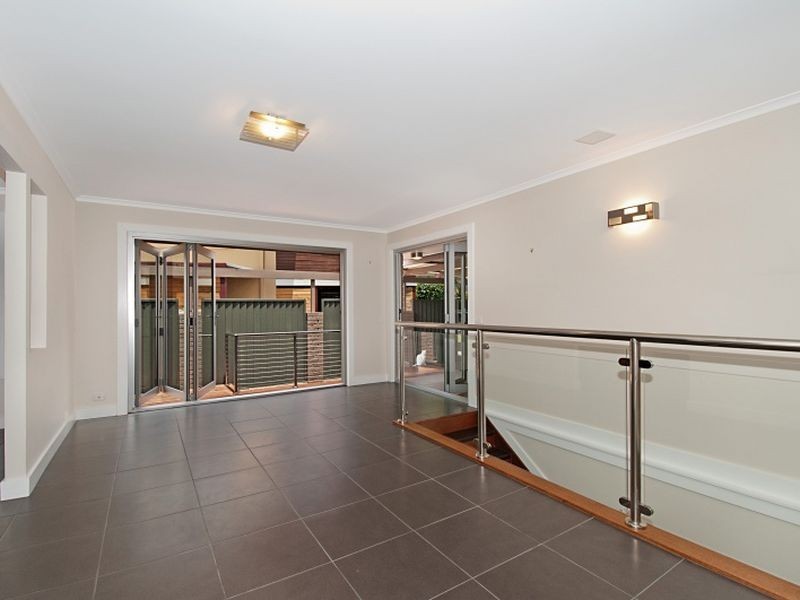 3 Latrobe Avenue, Helensvale QLD 4212