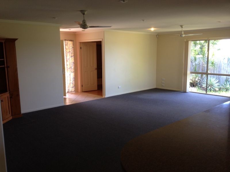 99 Lindfield Road, Helensvale QLD 4212