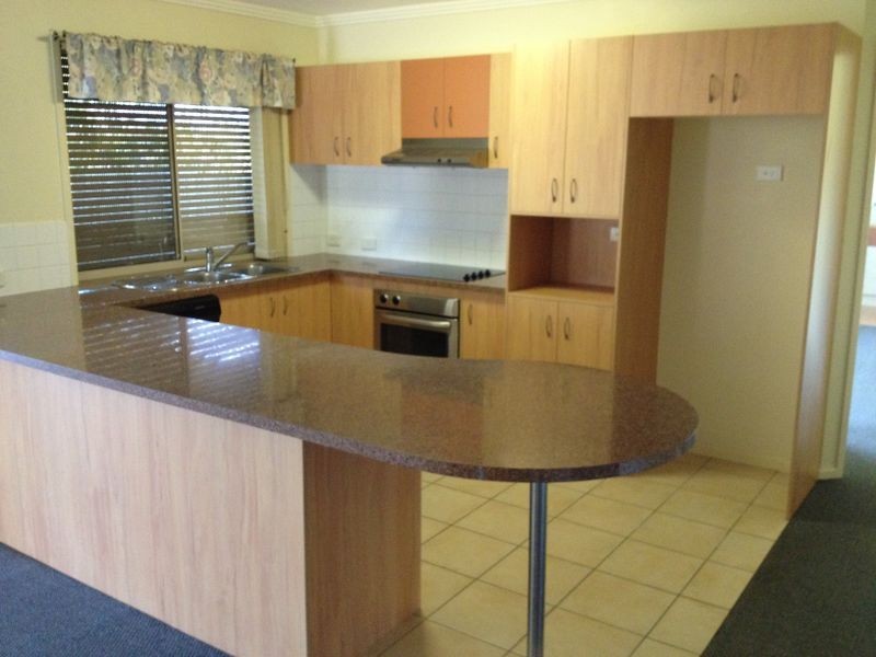 99 Lindfield Road, Helensvale QLD 4212