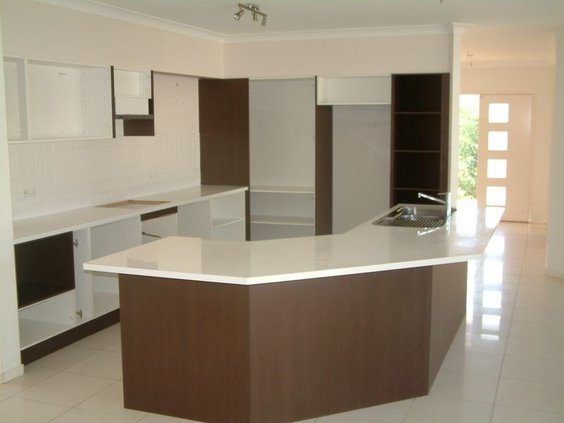 8 Toolangi Ct, Upper Coomera QLD 4209
