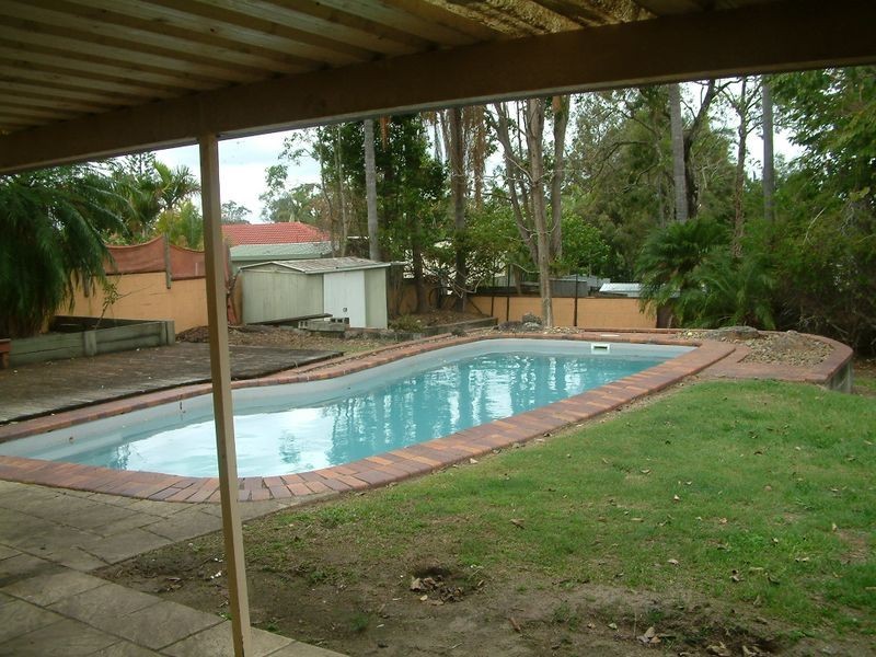 96 Parkes Drive, Helensvale QLD 4212