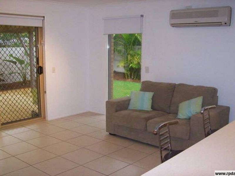 1/6 Columbia Court, Oxenford QLD 4210