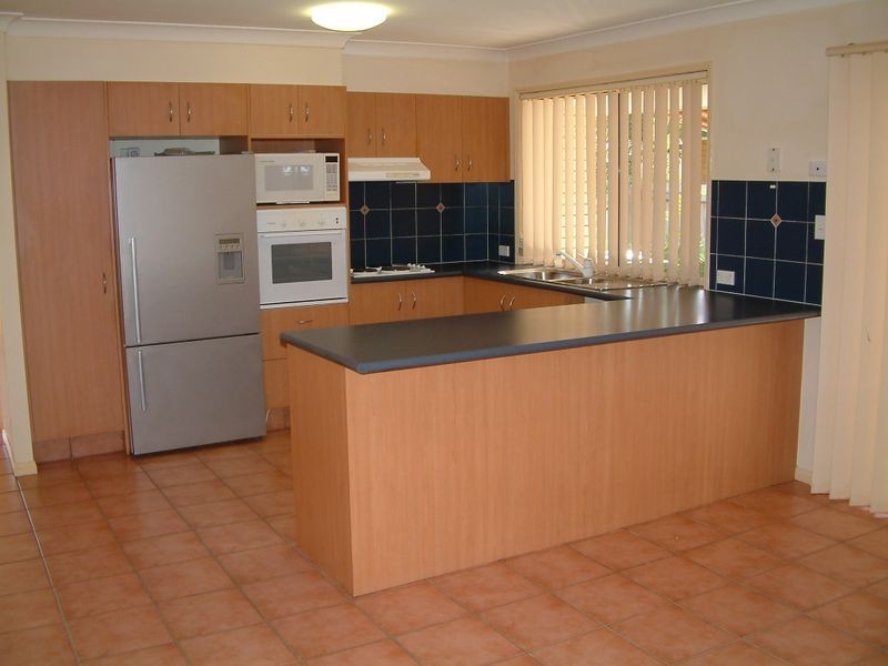 1/100 Cootharaba Drive, Helensvale QLD 4212