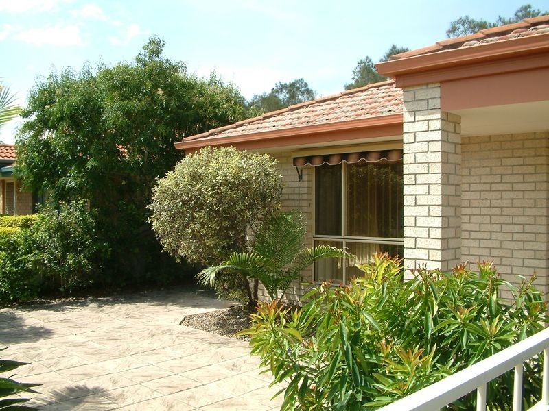 1/100 Cootharaba Drive, Helensvale QLD 4212