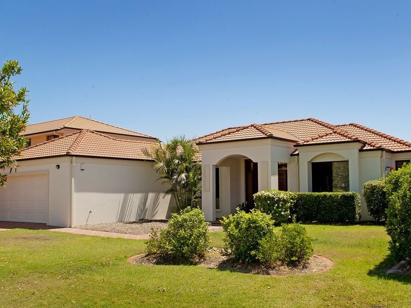 10 Dallow Cr, Helensvale QLD 4212
