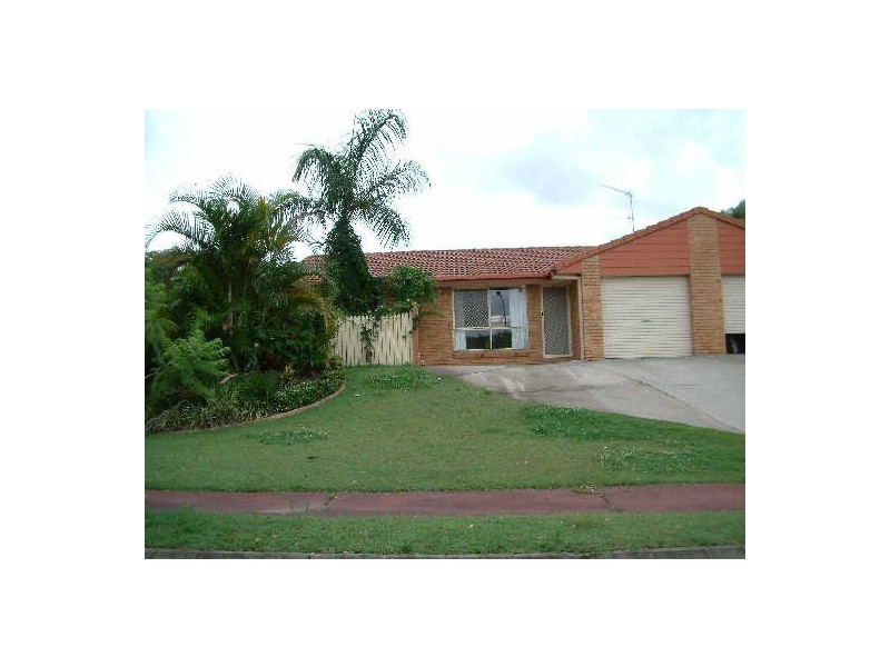 2/6 Academy Street, Oxenford QLD 4210