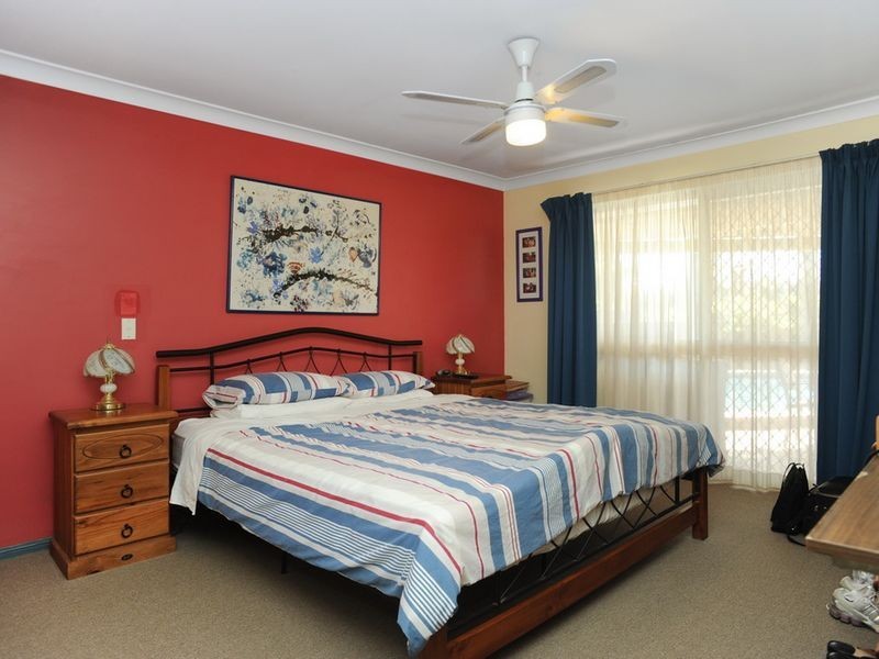 24 Minden Crescent, Helensvale QLD 4212