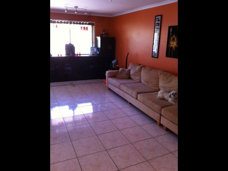 21 Lismore Rd, Helensvale QLD 4212