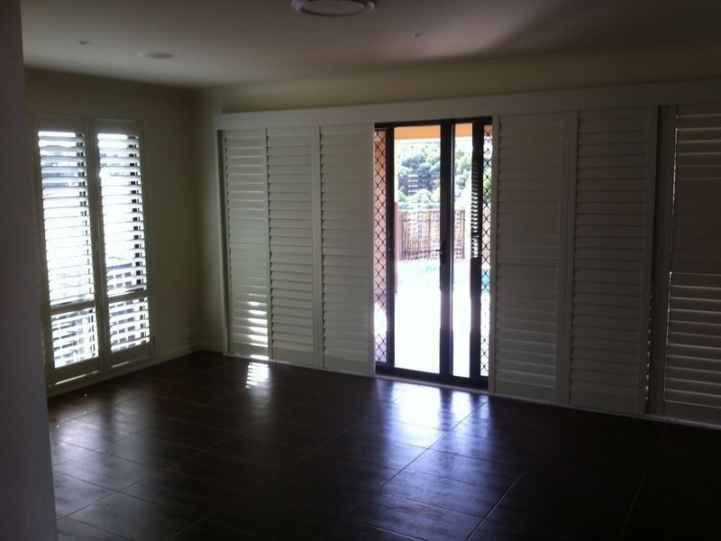 11 Haughton Street, Pacific Pines QLD 4211