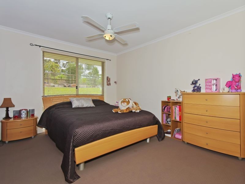 10 Mulwala Street, Maudsland QLD 4210
