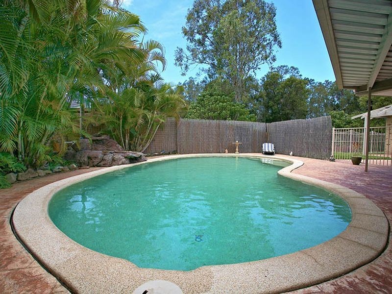 32 Boreen Ct, Helensvale QLD 4212