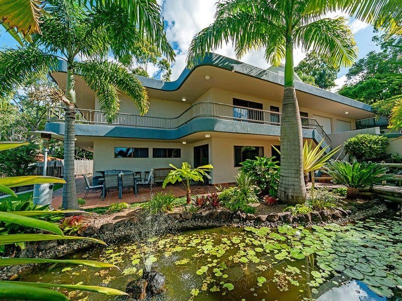 24 Surrey Ct, Helensvale QLD 4212