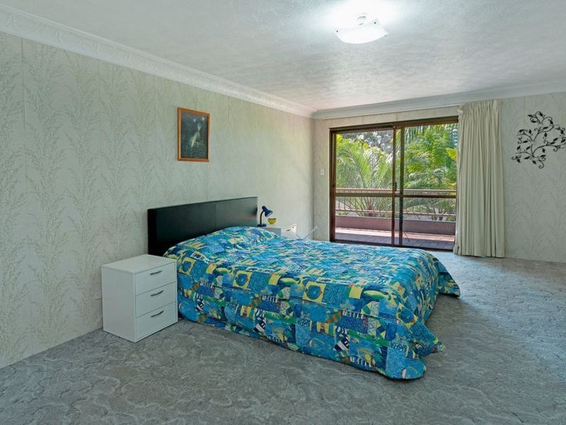 24 Surrey Ct, Helensvale QLD 4212