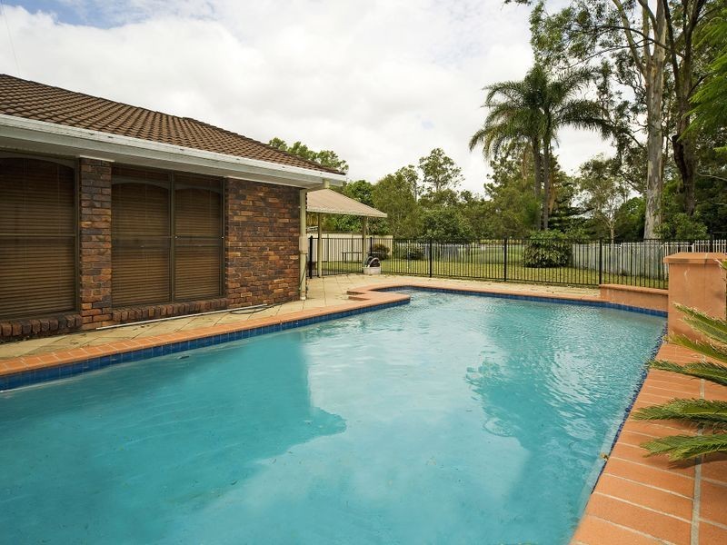 3 Wilmington Court, Helensvale QLD 4212