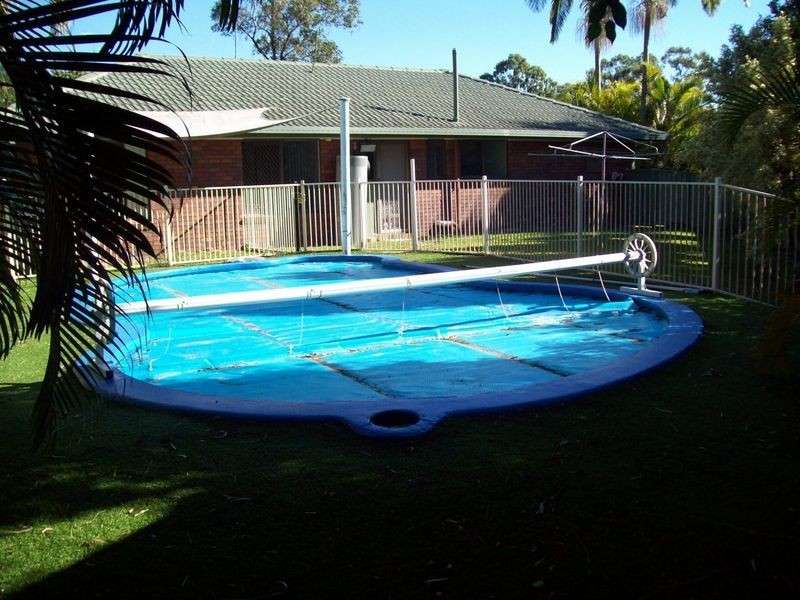 9 Batlow Court, Helensvale QLD 4212