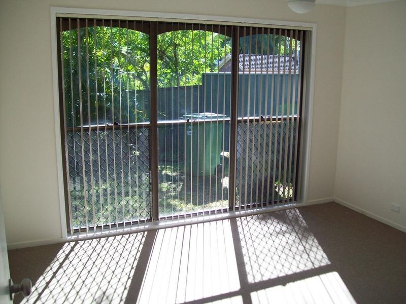 9 Batlow Court, Helensvale QLD 4212